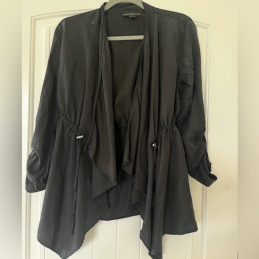 A Pea in the Pod- Black Nursing Cover Jacket